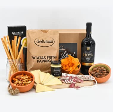 spaans-borrelpakket-met-rode-wijn