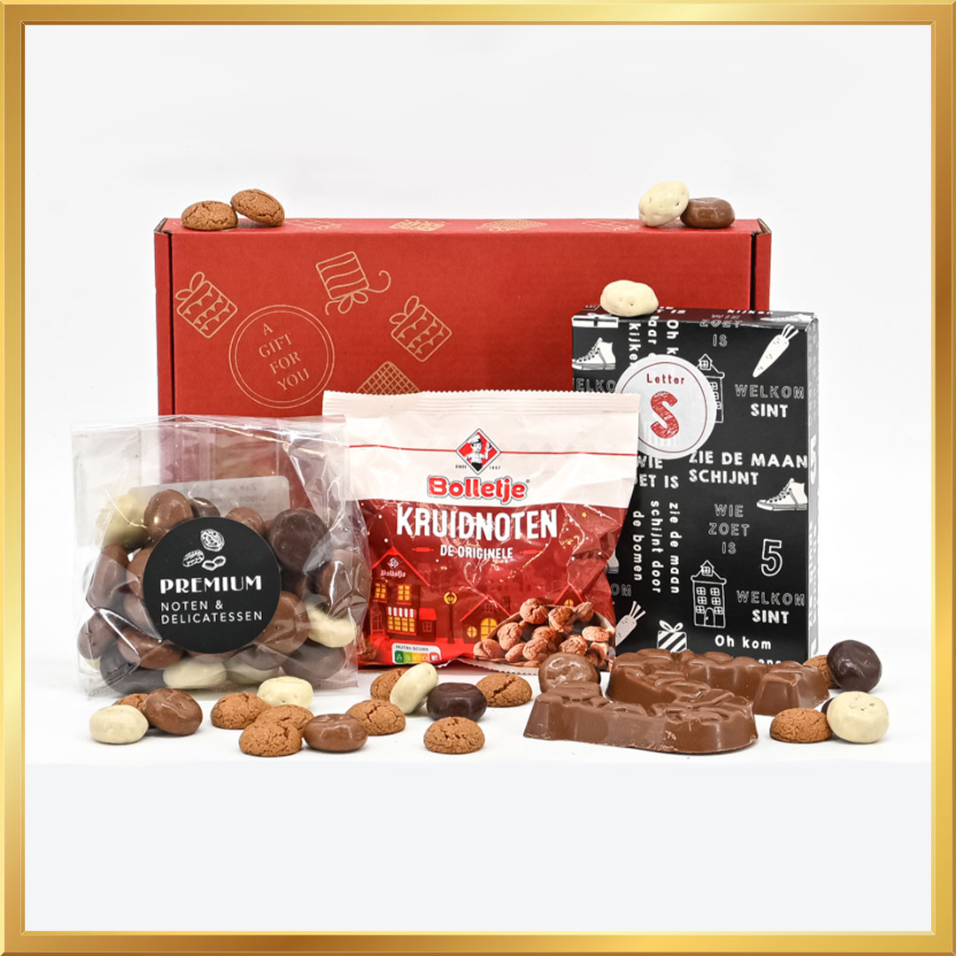 Smikkel Sint box met melkchocolade letter S, kruidnoten, chocoladekruidnoten, Sint brievenbusgeschenkdoos en gratis Sint wenskaart, perfect voor Sinterklaas.