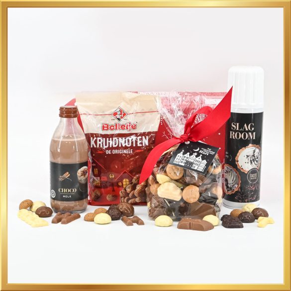 XXL Smikkel Sint box met mini flesje chocomelk, slagroom, kruidnoten, luxe chocolade en snoepmix van de chocolatier, verpakt in een Sint geschenkdoos met gratis Sint wenskaart.